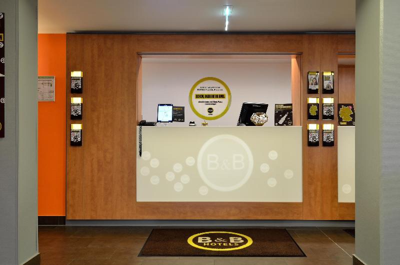B&B Hotel Frankfurt-Niederrad - Lobi