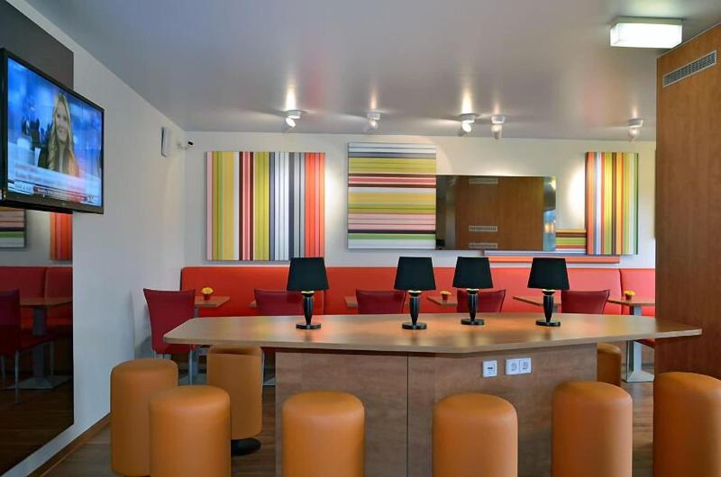 B&B Hotel Frankfurt-Niederrad - Restoran