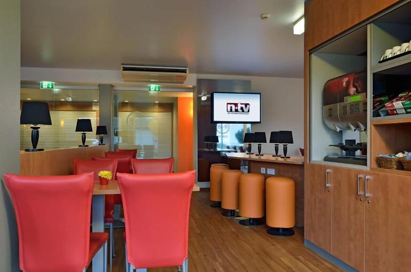 B&B Hotel Frankfurt-Niederrad - Restoran