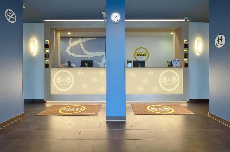 B&B Hotel Frankfurt-Hahn Airport - Lobi