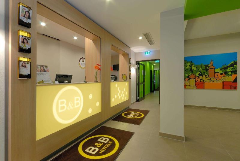 B&B Hotel Freiburg-Süd - Lobi