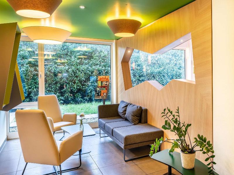 B&B Hotel Freiburg-Süd - Lobi
