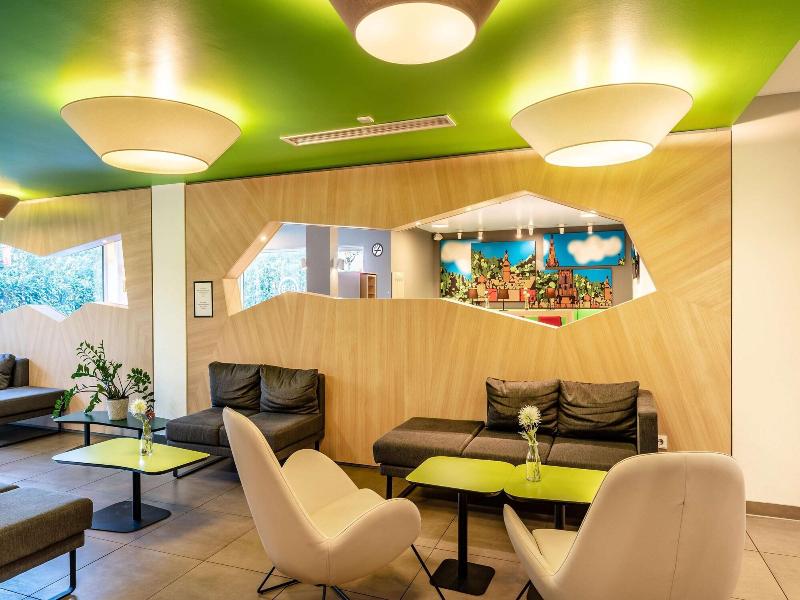 B&B Hotel Freiburg-Süd - Lobi