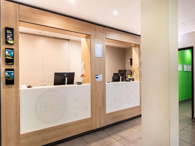 B&B Hotel Freiburg-Süd - Lobi