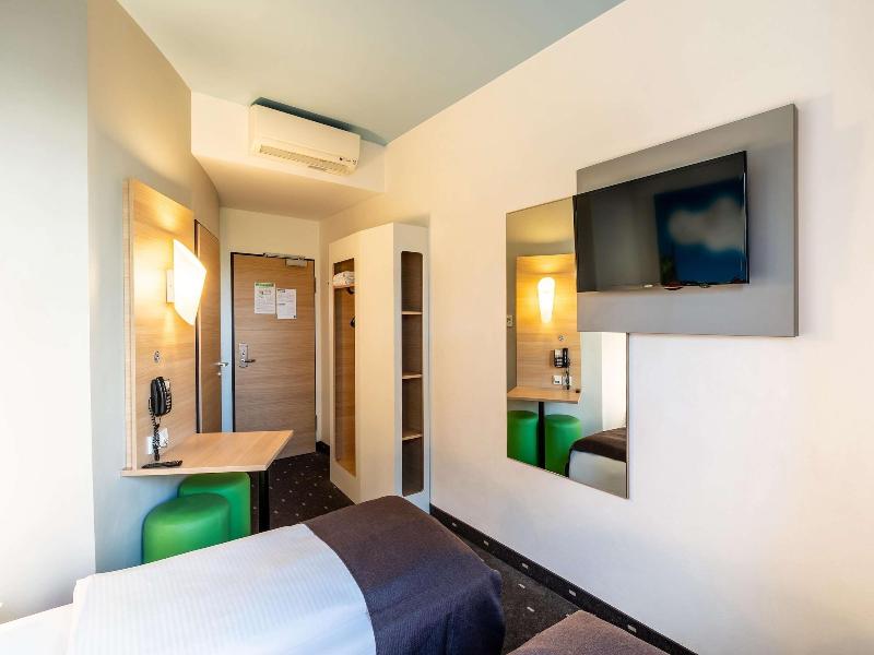 B&B Hotel Freiburg-Süd - Oda