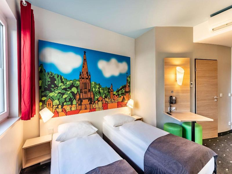 B&B Hotel Freiburg-Süd - Oda