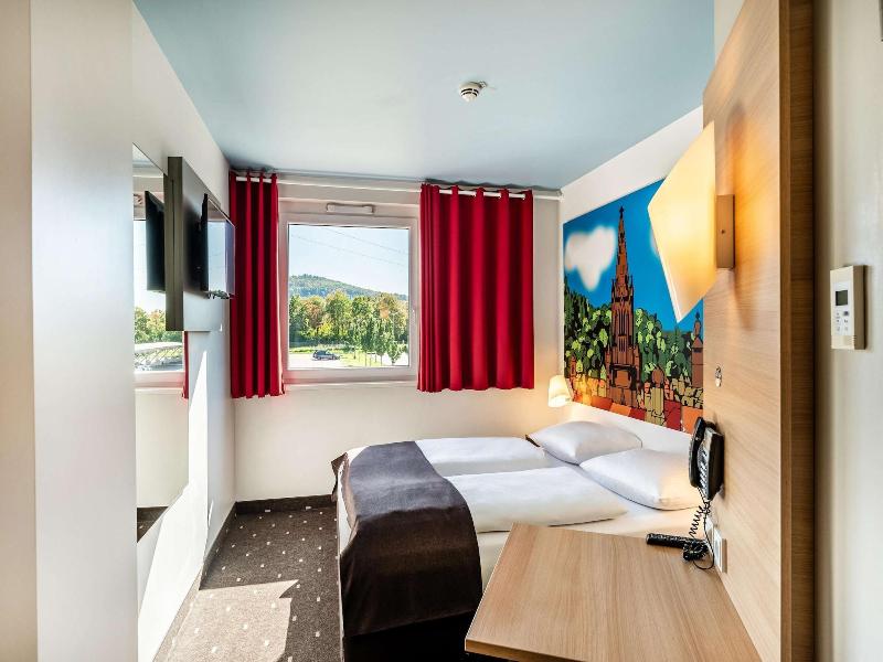 B&B Hotel Freiburg-Süd - Oda