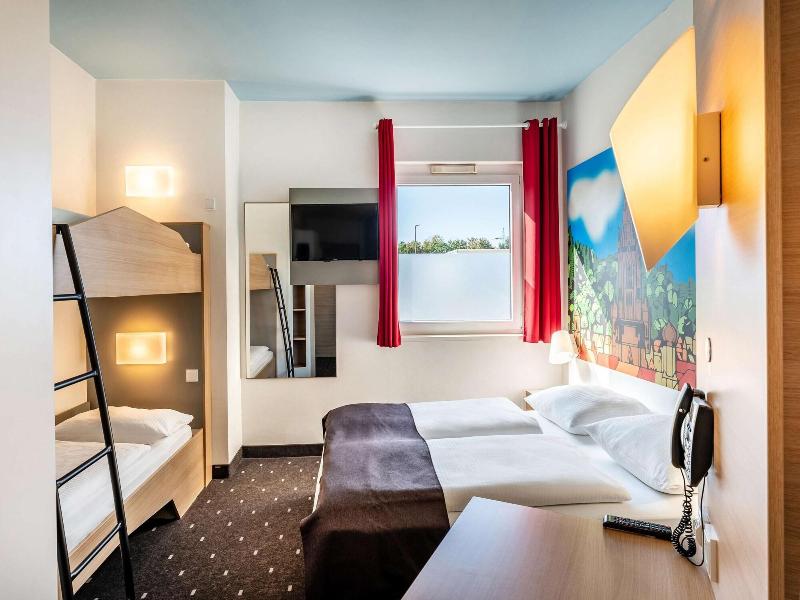 B&B Hotel Freiburg-Süd - Oda
