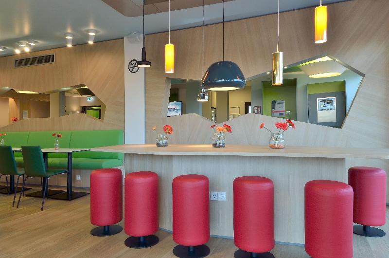 B&B Hotel Freiburg-Süd - Oda