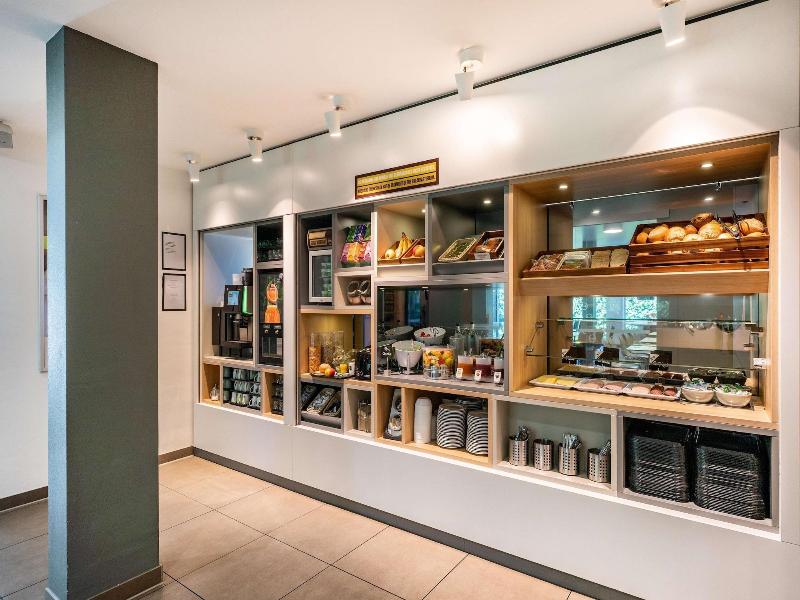 B&B Hotel Freiburg-Süd - Restoran