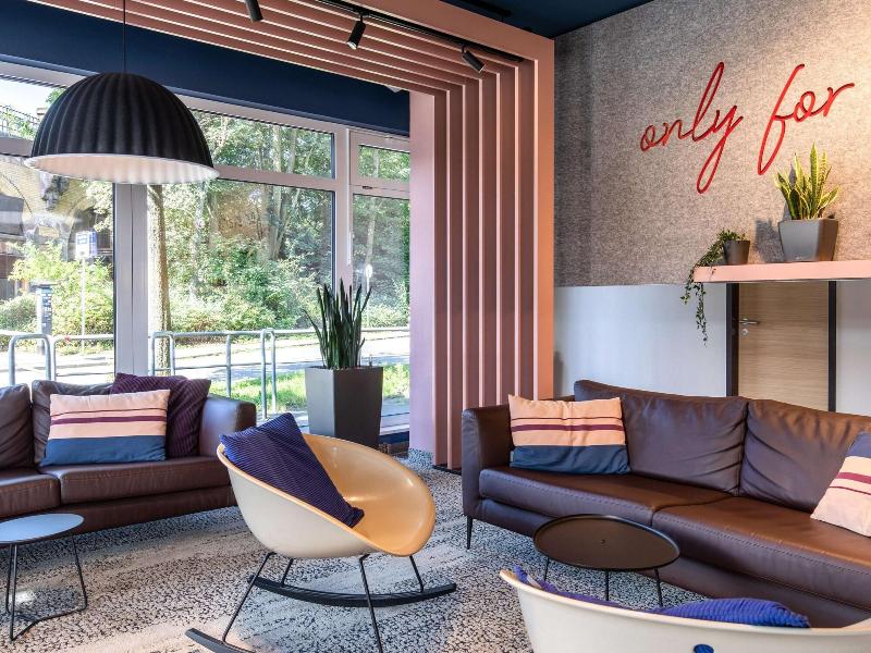 B&B Hotel Hamburg City-Ost - Lobi