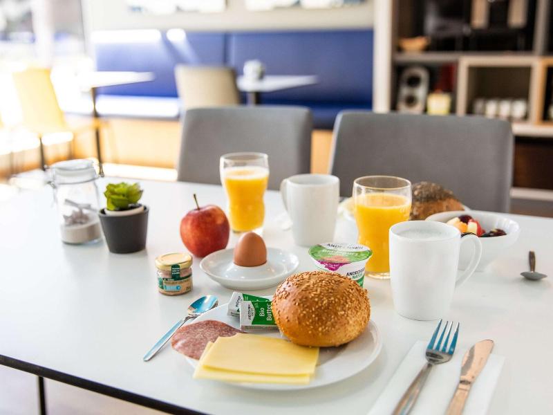 B&B Hotel Hamburg City-Ost - Restoran