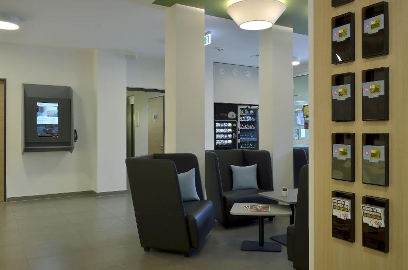 B&B Hotel Hamburg-Wandsbek - Lobi