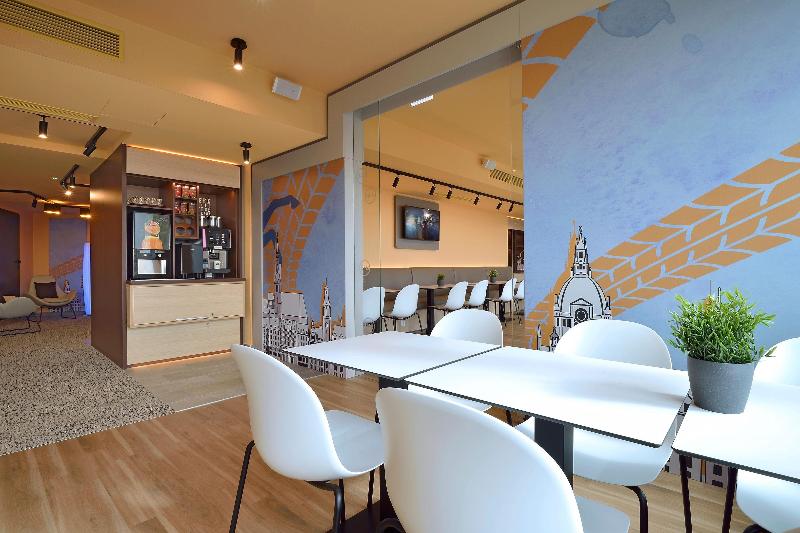 B&B Hotel Hannover-City - Oda