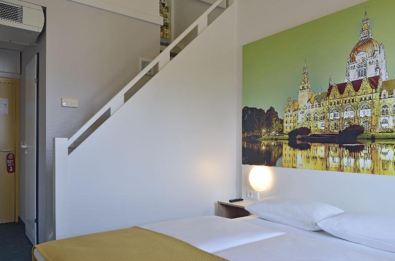 B&B Hotel Hannover-Nord - Lobi