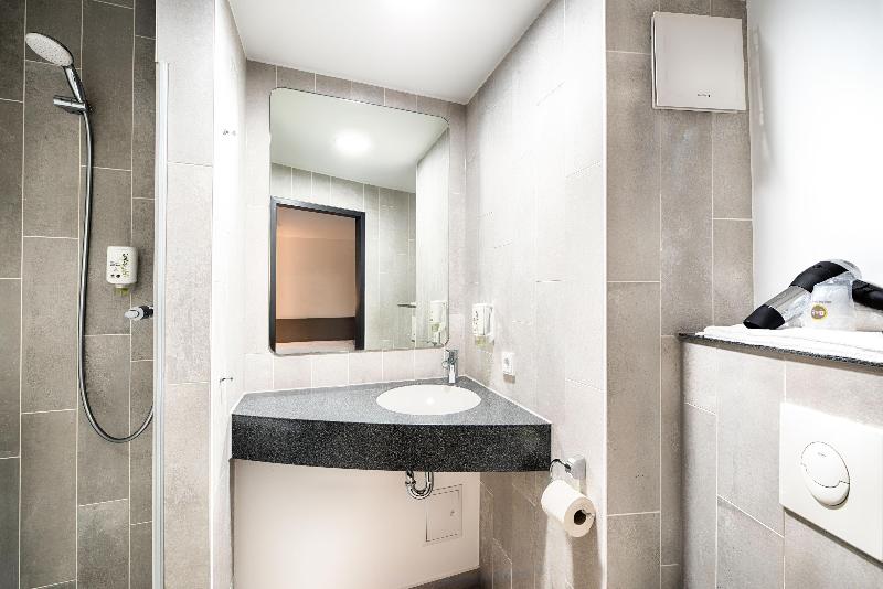 B&B Hotel Kaiserslautern - Oda