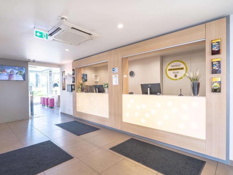 B&B Hotel Karlsruhe - Lobi