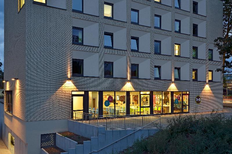 B&B Hotel Karlsruhe - Genel
