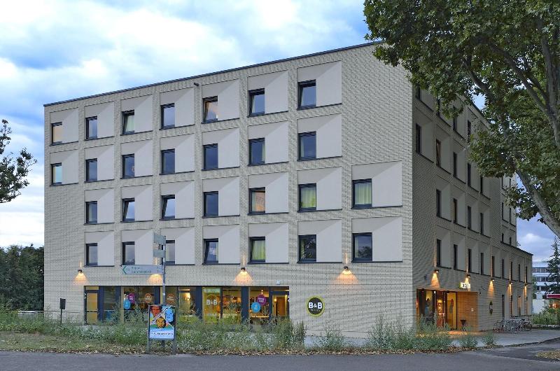 B&B Hotel Karlsruhe - Genel