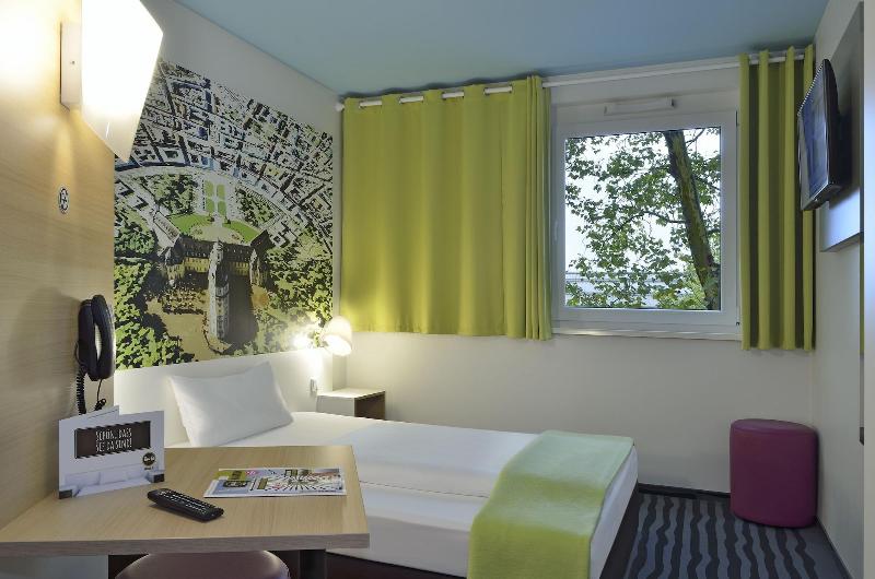 B&B Hotel Karlsruhe - Oda