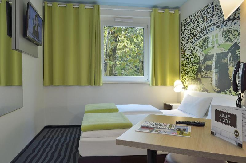 B&B Hotel Karlsruhe - Oda