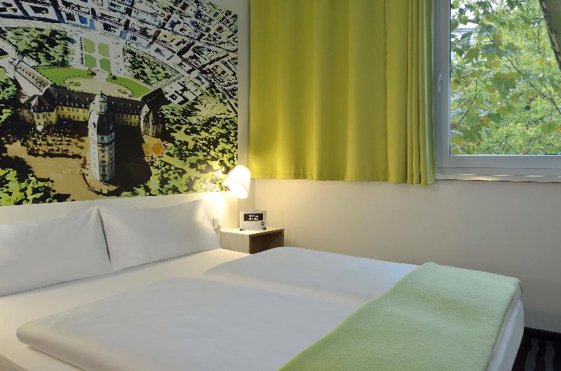 B&B Hotel Karlsruhe - Oda