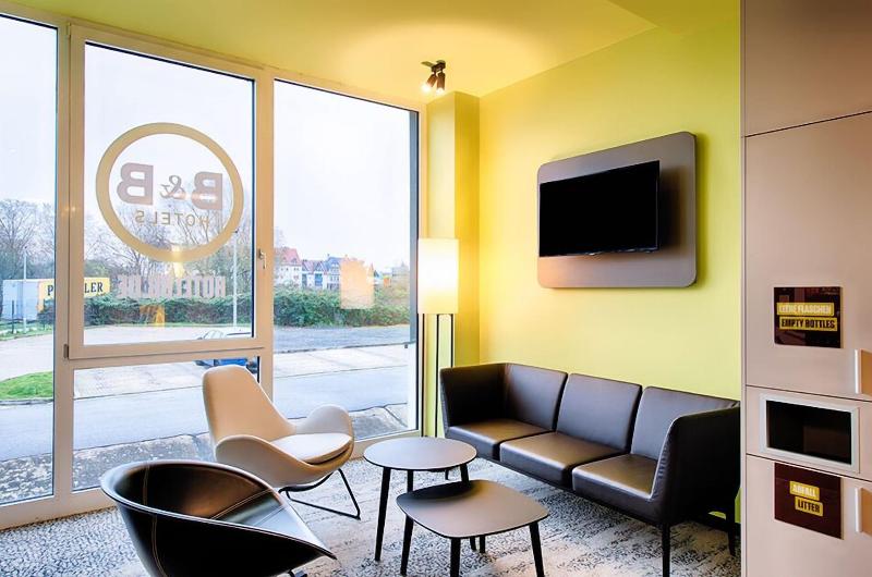 B&B Hotel Kassel-City - Lobi