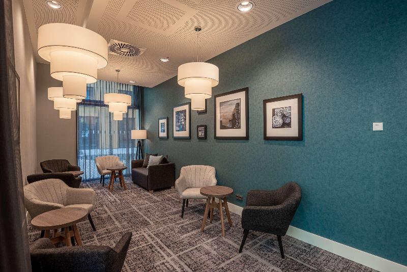 Hampton By Hilton Dusseldorf City Centre - Lobi