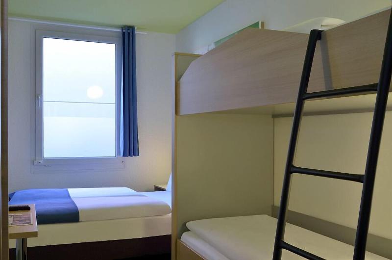 B&B Hotel Köln-Airport - Oda