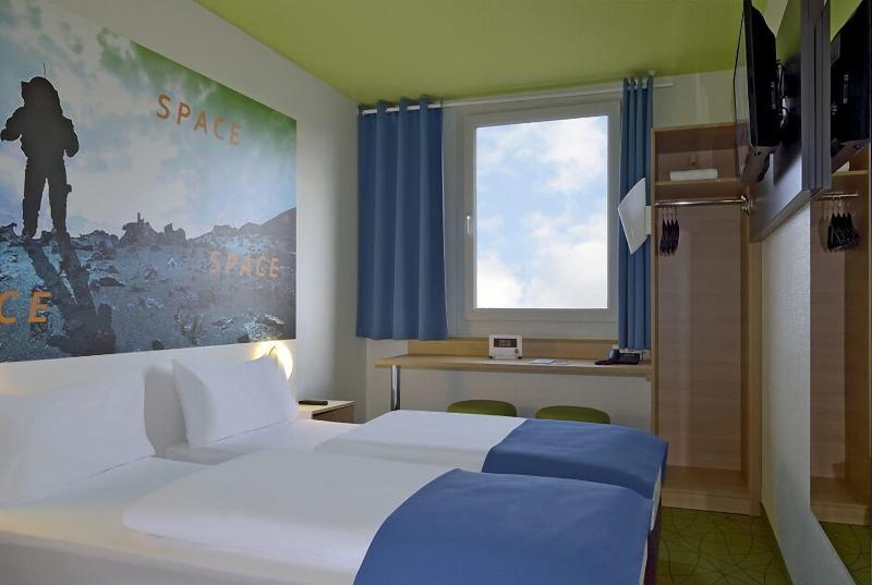 B&B Hotel Köln-Airport - Oda