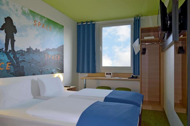 B&B Hotel Köln-Airport - Oda