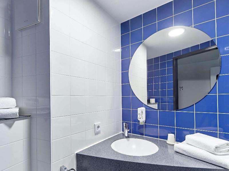 B&B Hotel Köln-Troisdorf - Oda