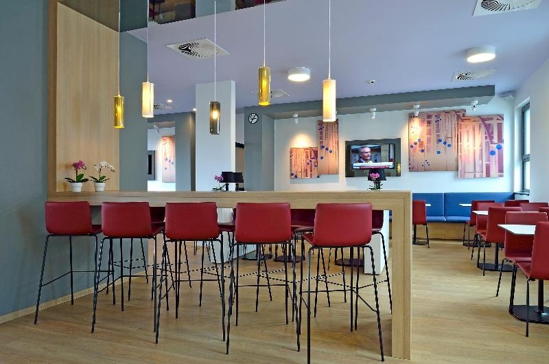 B&B Hotel Köln-Troisdorf - Oda