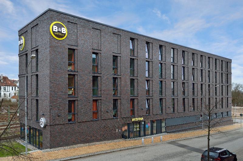 B&B Hotel Lübeck - Genel