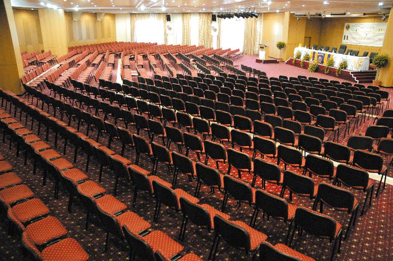 El Mouradi Palace Hotel for family & couples only - Toplantı