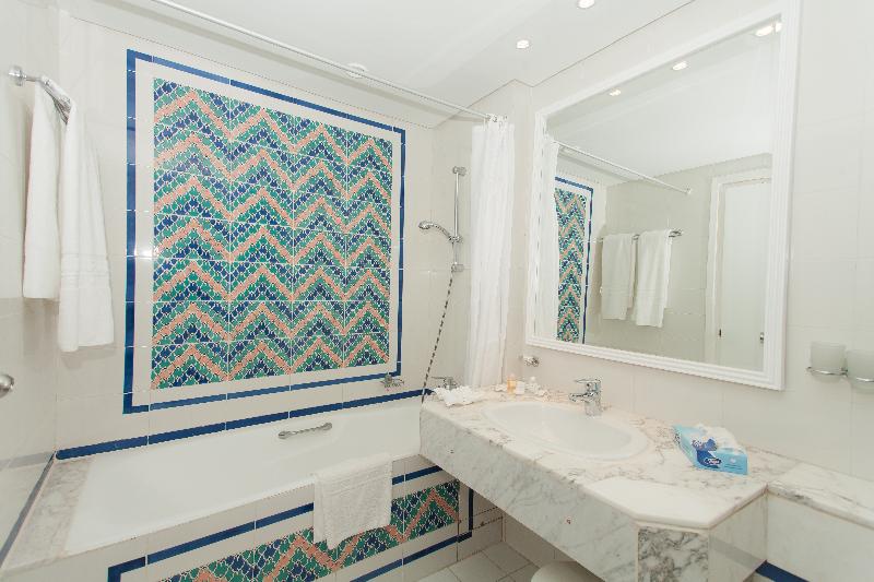 El Mouradi Palace Hotel for family & couples only - Oda
