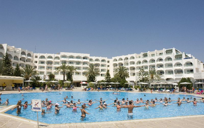 El Mouradi Palace Hotel for family & couples only - Havuz