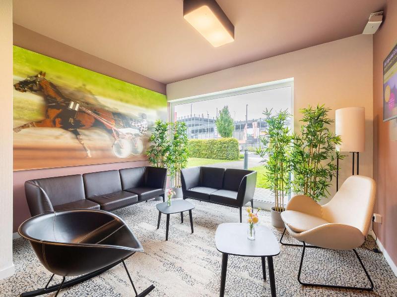B&B Hotel Mönchengladbach - Lobi
