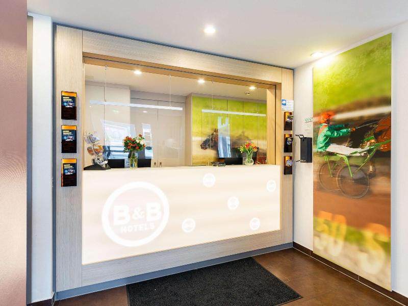 B&B Hotel Mönchengladbach - Lobi