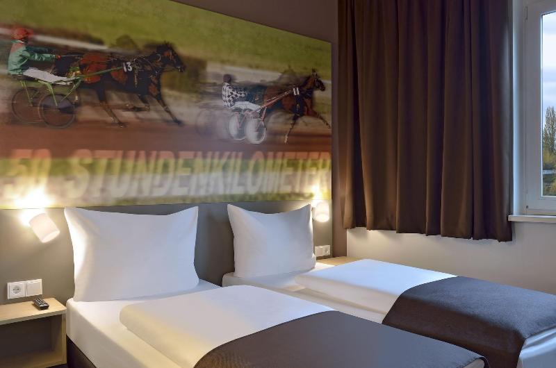 B&B Hotel Mönchengladbach - Oda