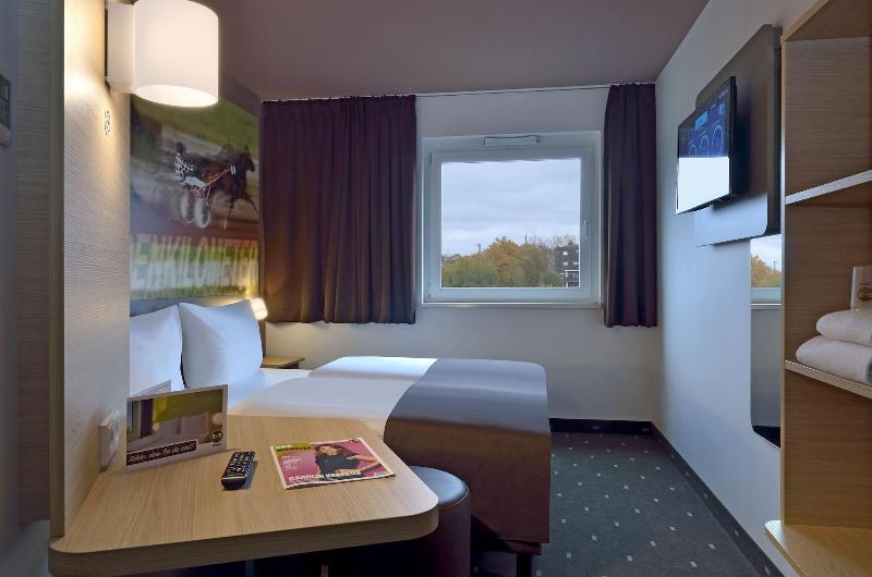 B&B Hotel Mönchengladbach - Oda