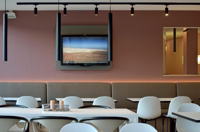 B&B Hotel Mönchengladbach - Oda