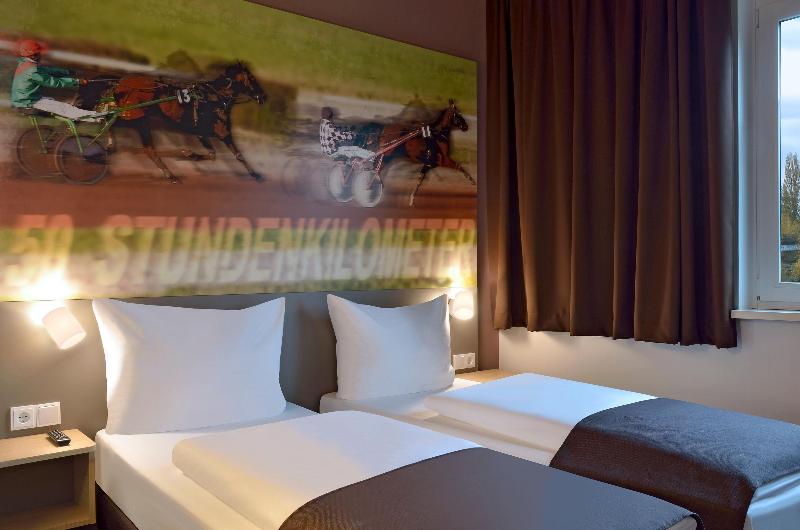 B&B Hotel Mönchengladbach - Oda