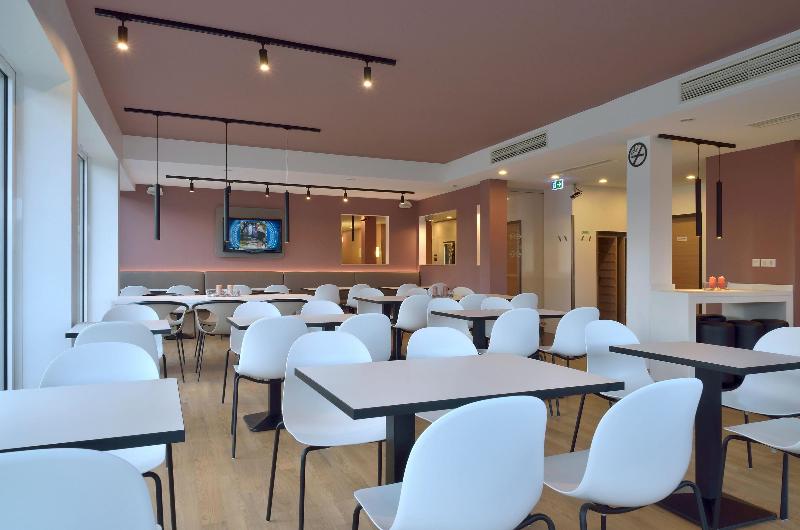 B&B Hotel Mönchengladbach - Oda