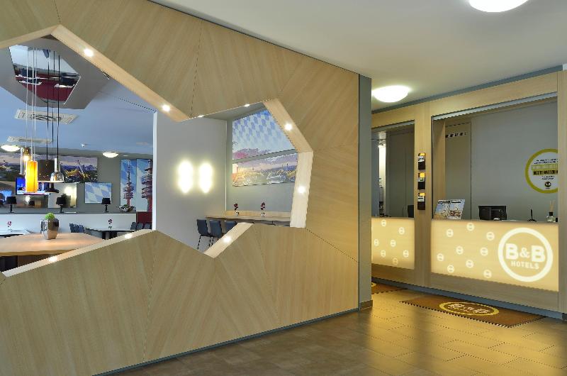 B&B Hotel München City-Nord - Lobi