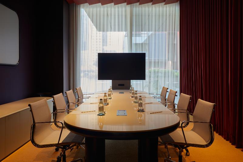 The Standard, Bangkok Mahanakhon - Toplantı