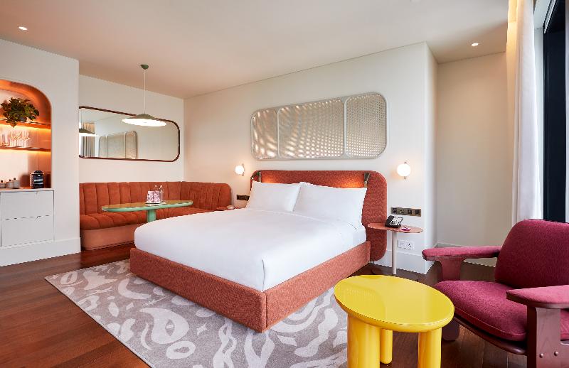 The Standard, Bangkok Mahanakhon - Oda