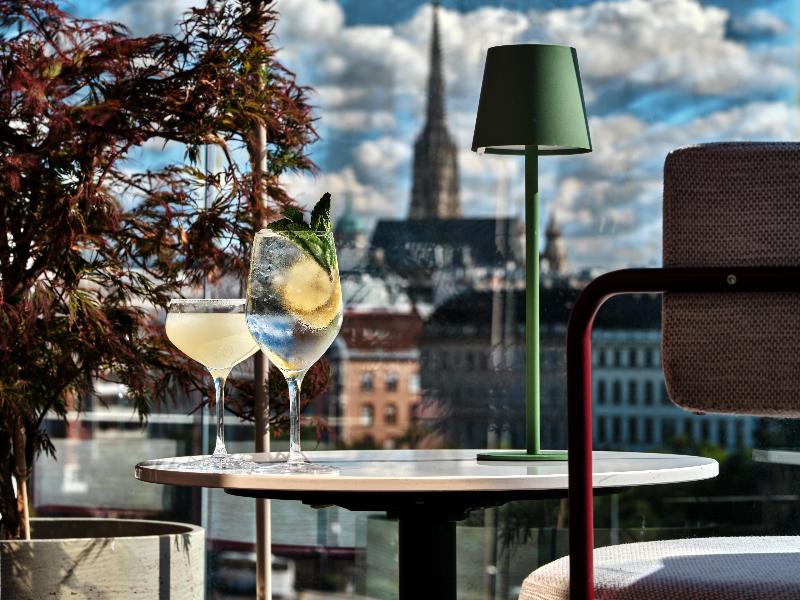 Radisson Red Hotel Vienna - Bar
