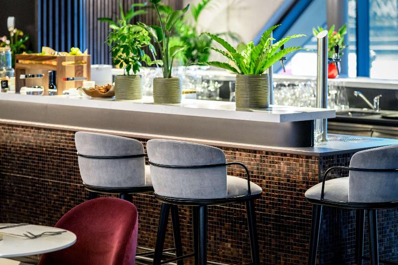 Radisson Red Hotel Vienna - Restoran