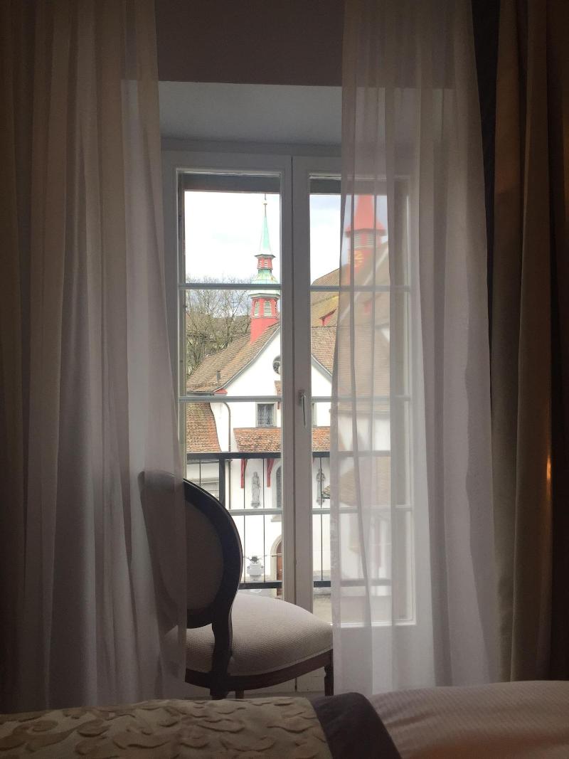 Hotel SchlÃ¼ssel seit 1545 - Lobi